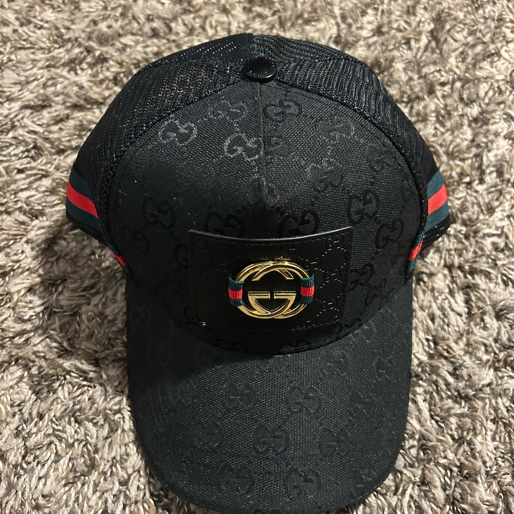 Gucci Black Baseball Cap with Logo